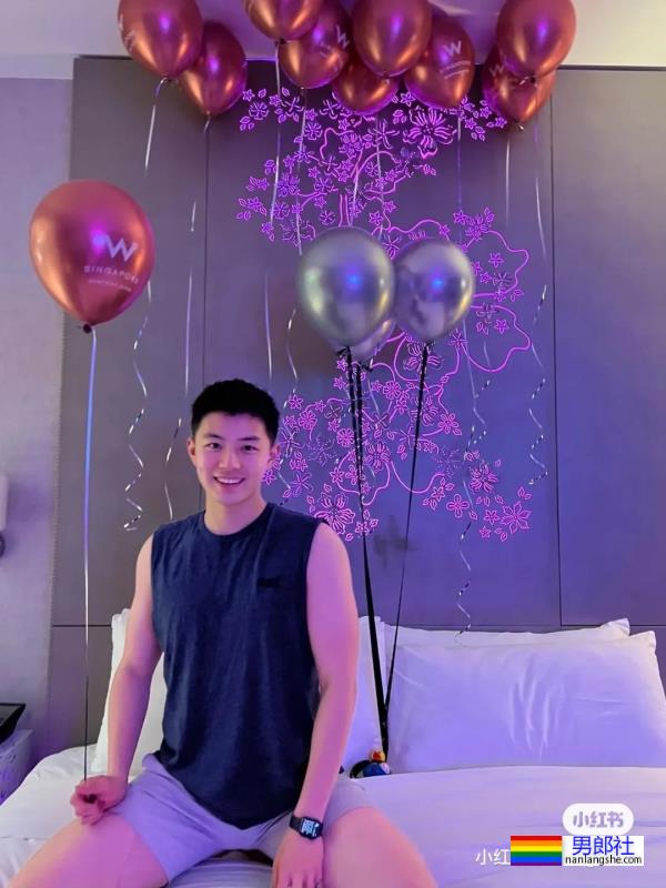 清新小哥哥 - 51虹马