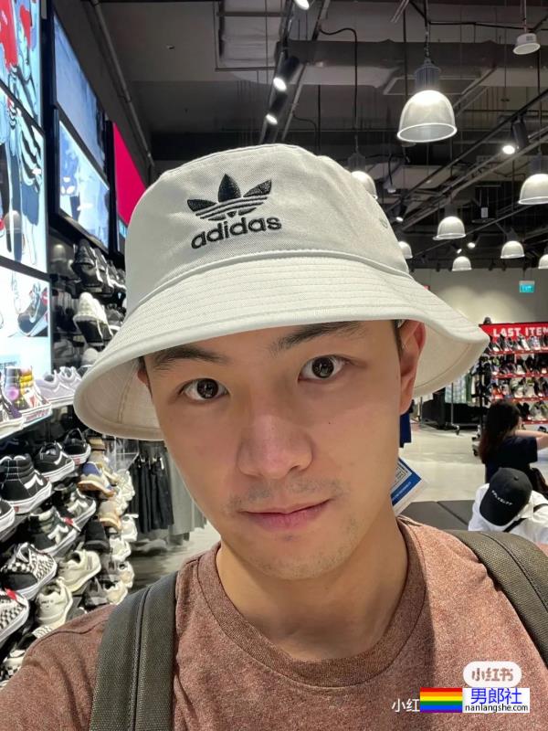 清新小哥哥 - 51虹马