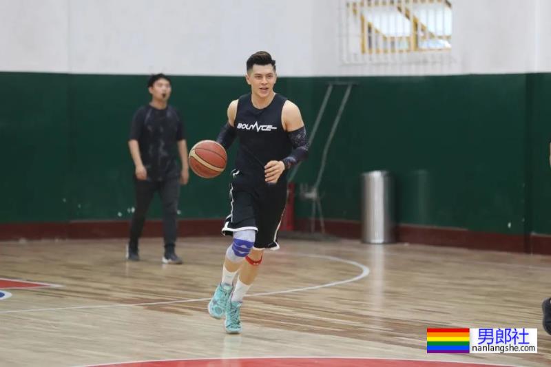 参加《非诚勿扰》被疯抢的西安体院男生,184CM的陕北汉子怎么样了呢? - 51虹马 参加《非诚勿扰》被疯抢的西安体院男生,184CM的陕北汉子怎么样了呢? - 51虹马