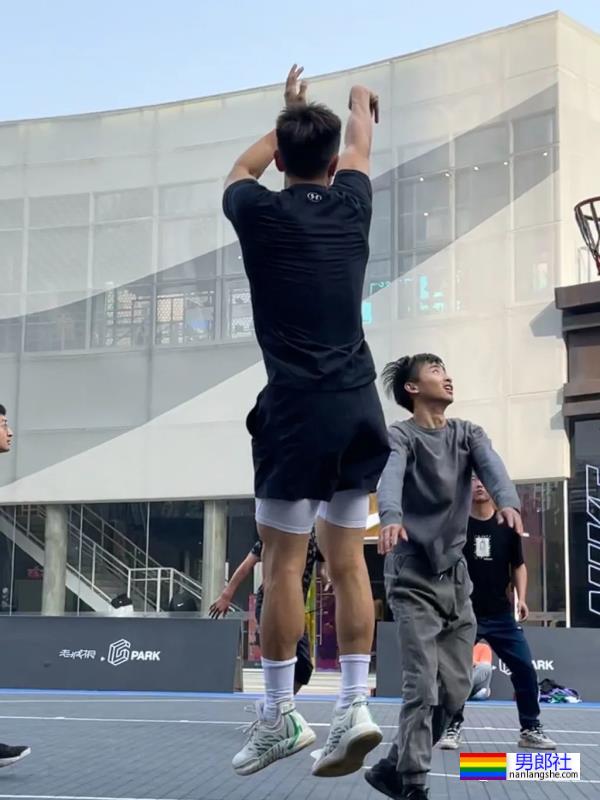 参加《非诚勿扰》被疯抢的西安体院男生,184CM的陕北汉子怎么样了呢? - 51虹马 参加《非诚勿扰》被疯抢的西安体院男生,184CM的陕北汉子怎么样了呢? - 51虹马