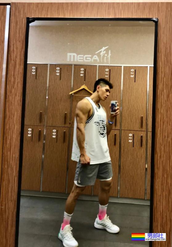 参加《非诚勿扰》被疯抢的西安体院男生,184CM的陕北汉子怎么样了呢? - 51虹马 参加《非诚勿扰》被疯抢的西安体院男生,184CM的陕北汉子怎么样了呢? - 51虹马