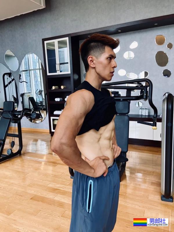 参加《非诚勿扰》被疯抢的西安体院男生,184CM的陕北汉子怎么样了呢? - 51虹马 参加《非诚勿扰》被疯抢的西安体院男生,184CM的陕北汉子怎么样了呢? - 51虹马