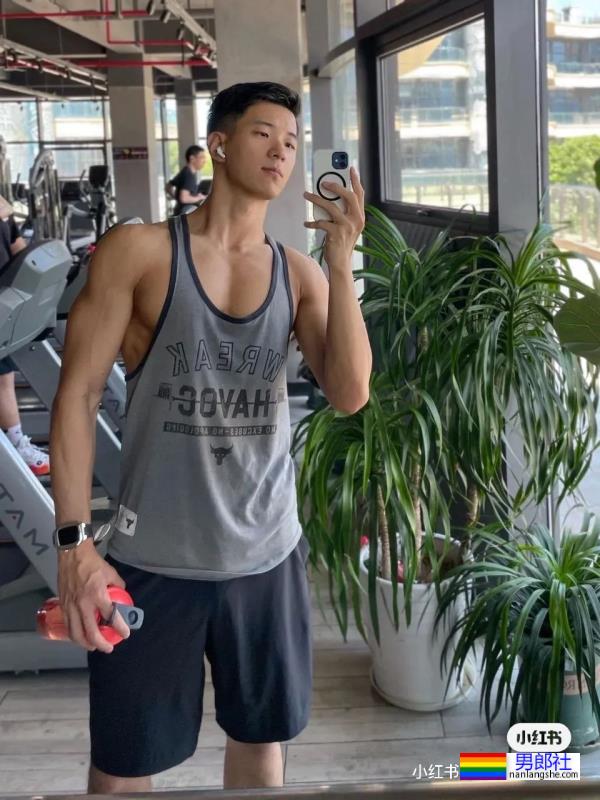 四位男孩-51虹马