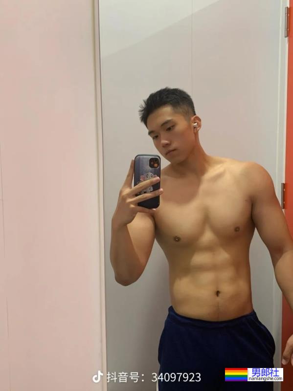 四位男孩 - 51虹马