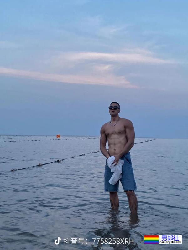 四位男孩 - 51虹马