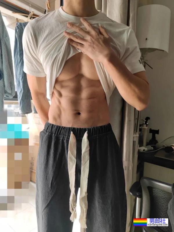 白袜体育生-51虹马