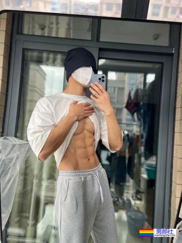 白袜体育生 - 51虹马