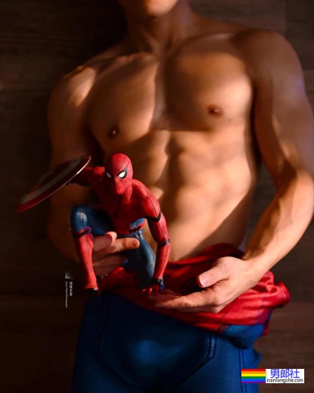 蜘蛛服紧身衣小哥找到了,大长腿公狗腰太色气!-51虹马