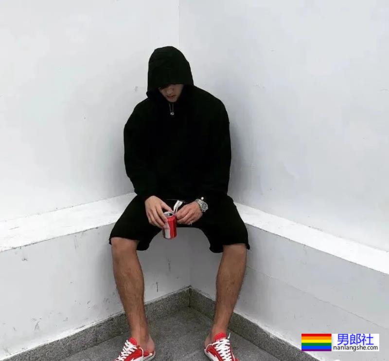 灰裤子东北小哥,身高186CM,太帅了! - 51虹马 灰裤子东北小哥,身高186CM,太帅了! - 51虹马