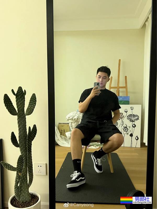 帅气小哥-51虹马