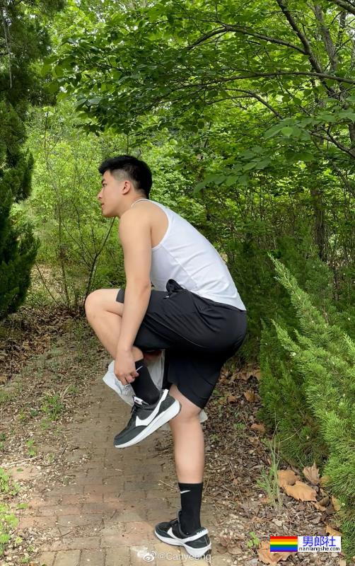 帅气小哥 - 51虹马