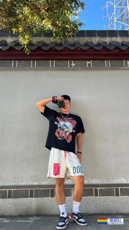 帅气小哥 - 51虹马