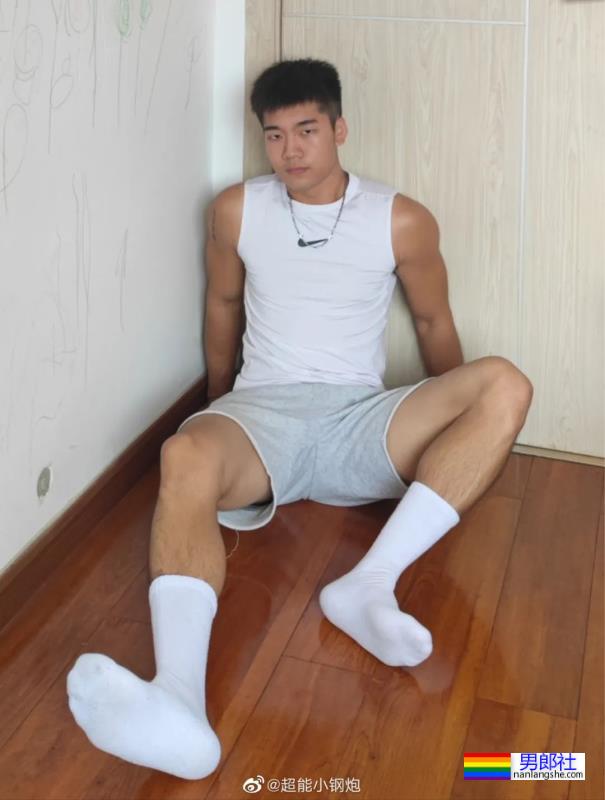 帅气小哥 - 51虹马