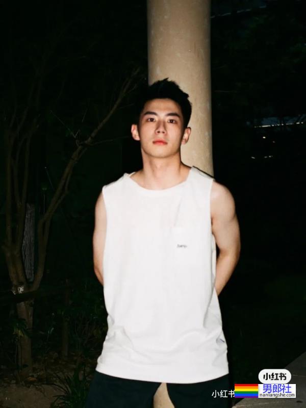 帅哥图片 - 51虹马