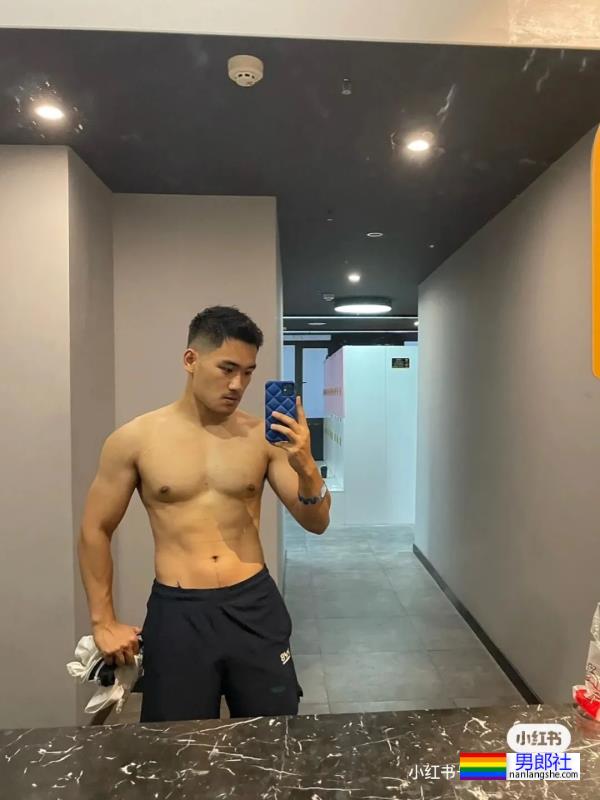 可爱小生 - 51虹马