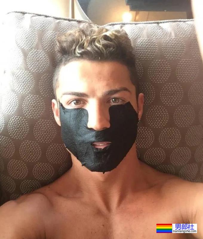 C罗竟然往那里注射肉毒？？这得多疼啊…… - 51虹马