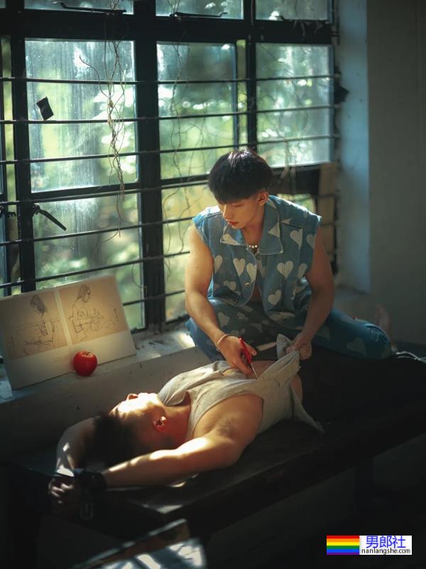 徐维森的写真 不止肌肉男！ - 51虹马