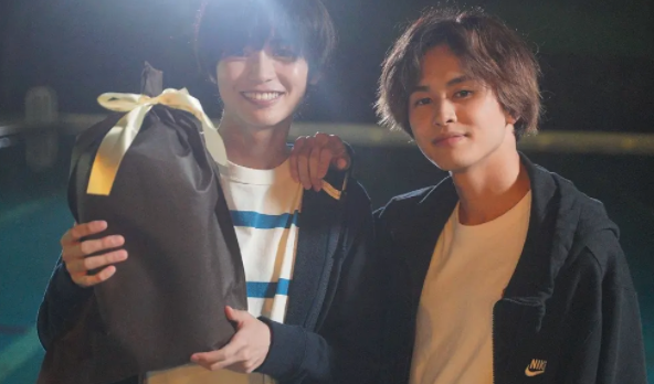 《恋恋洗衣店》回家继承洗衣店的阿晃和高中男生的故事 - 51虹马 《恋恋洗衣店》回家继承洗衣店的阿晃和高中男生的故事 - 51虹马