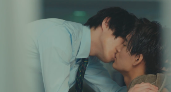 《过分甜美的吻》办公室恋情，前辈x实习生 - 51虹马