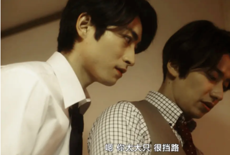 《经典杯子蛋糕》高大帅气的禁欲系下属攻x对生活和工作都没太大兴趣的上司受 - 51虹马