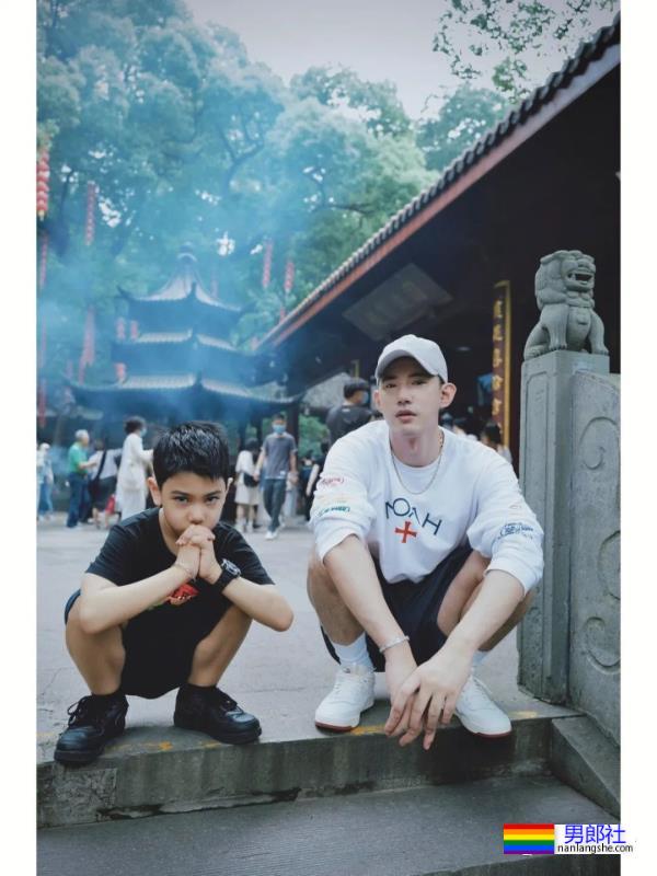 还记得好男儿吴建飞吗？现在变身寸头肌肉爸爸了！ - 51虹马