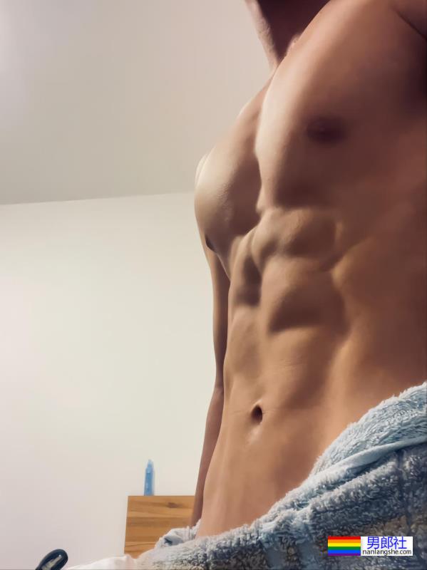 麟杰与21岁程序员 - 51虹马