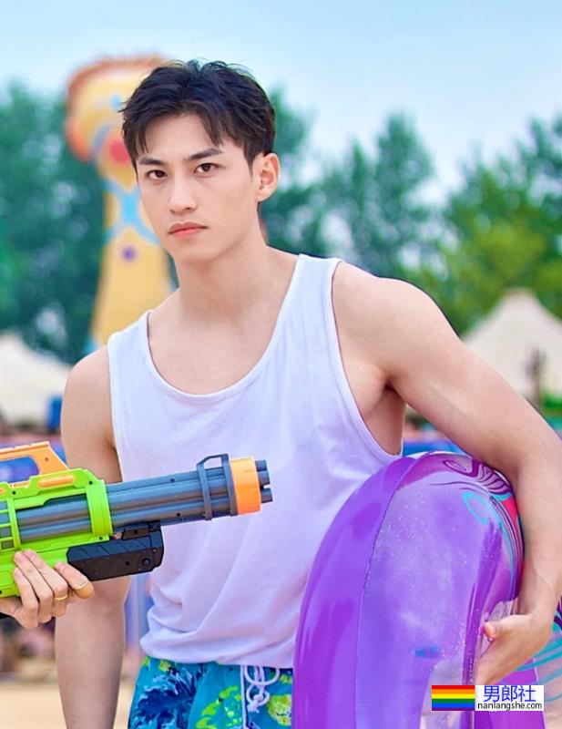 高颜值大长腿未免也太帅！ - 51虹马