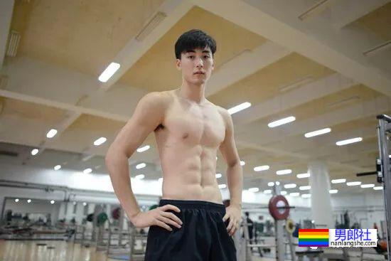 十年首胜伊朗，中国男排第一帅哥不允许你们不知道！ - 51虹马