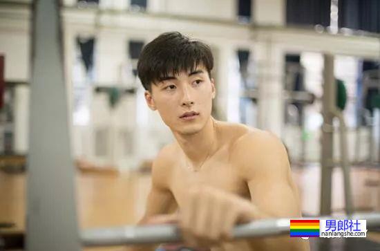 十年首胜伊朗，中国男排第一帅哥不允许你们不知道！ - 51虹马