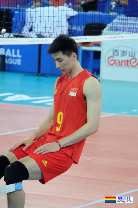 十年首胜伊朗，中国男排第一帅哥不允许你们不知道！ - 51虹马