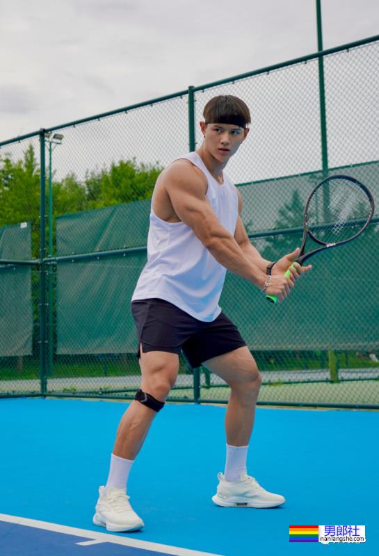 这群西装革履的《绝对男人》,一整个爱住了! - 51虹马 这群西装革履的《绝对男人》,一整个爱住了! - 51虹马