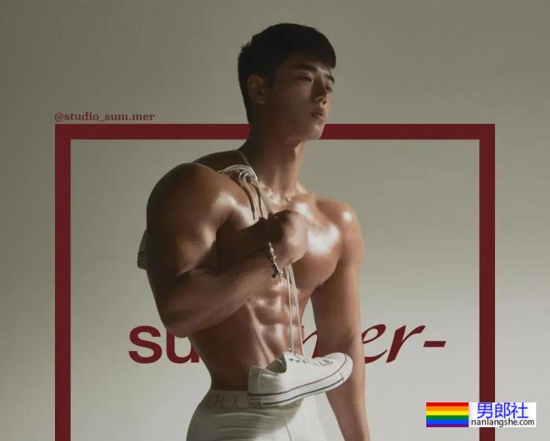 肉壮小哥拍浴巾写真火了,也太让人抵抗不了吧! - 51虹马 肉壮小哥拍浴巾写真火了,也太让人抵抗不了吧! - 51虹马