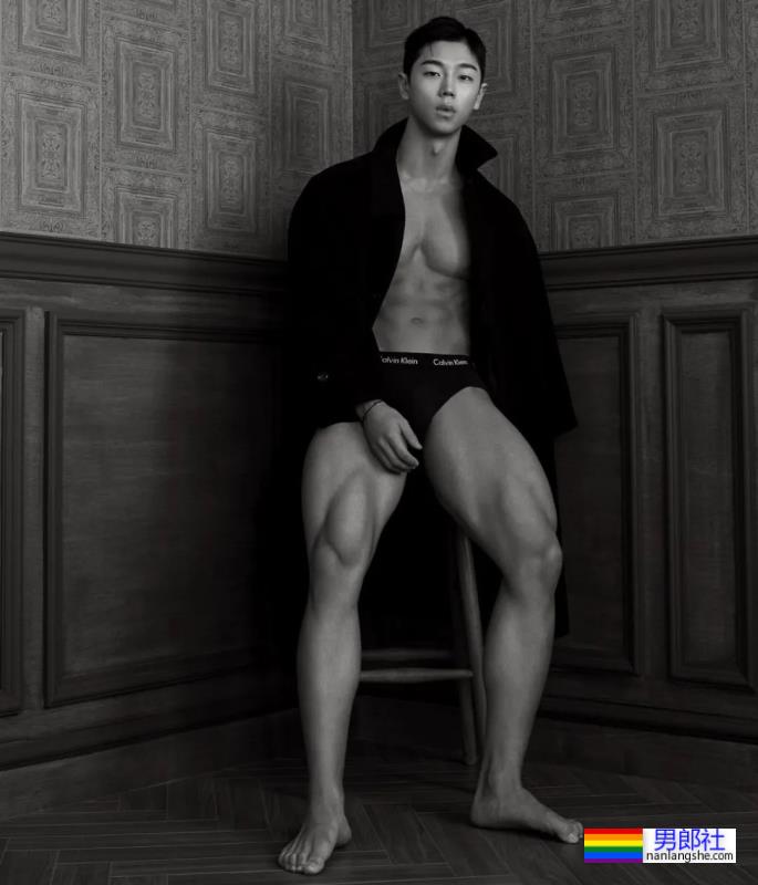 肉壮小哥拍浴巾写真火了,也太让人抵抗不了吧! - 51虹马 肉壮小哥拍浴巾写真火了,也太让人抵抗不了吧! - 51虹马