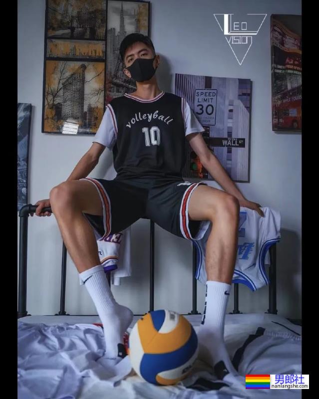 白袜体育生 - 51虹马