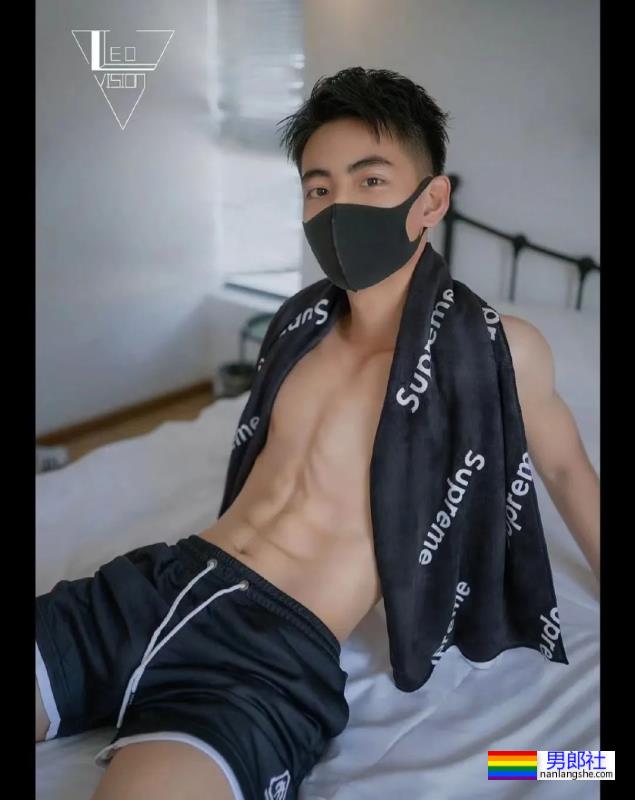 白袜体育生 - 51虹马