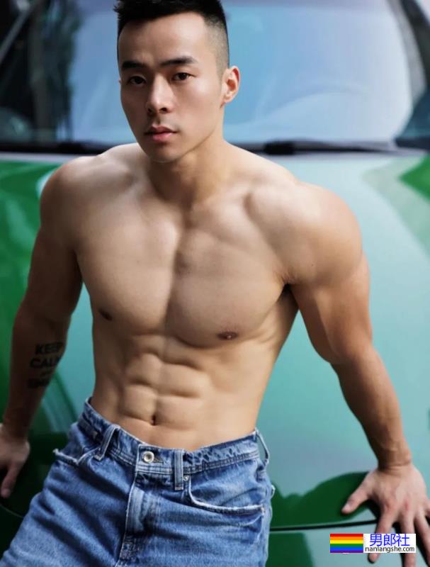 宁波这位健身教练胸肌练得太棒了！ - 51虹马