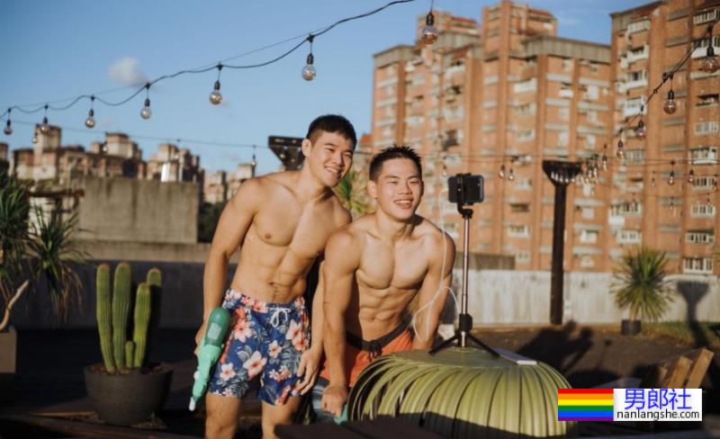 柔道体育生居然和队友在一起了！网友：我要加入他们！ - 51虹马