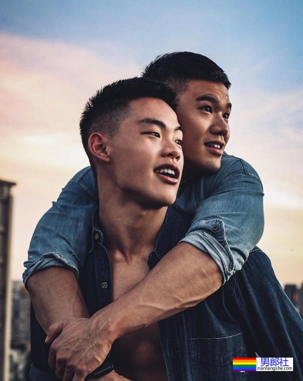 柔道体育生居然和队友在一起了！网友：我要加入他们！ - 51虹马