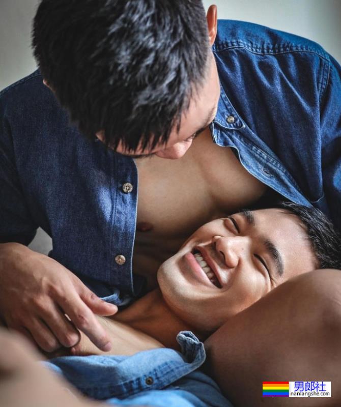 柔道体育生居然和队友在一起了！网友：我要加入他们！ - 51虹马