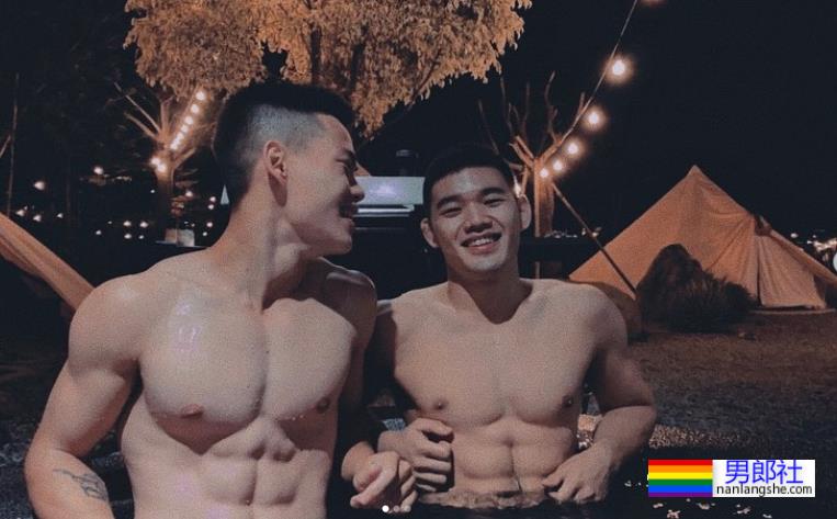 柔道体育生居然和队友在一起了！网友：我要加入他们！ - 51虹马