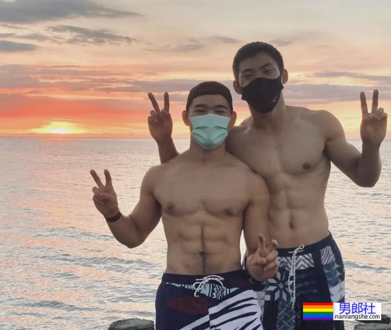 柔道体育生居然和队友在一起了！网友：我要加入他们！ - 51虹马