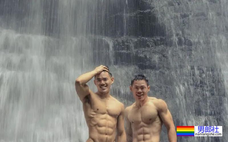 柔道体育生居然和队友在一起了！网友：我要加入他们！ - 51虹马