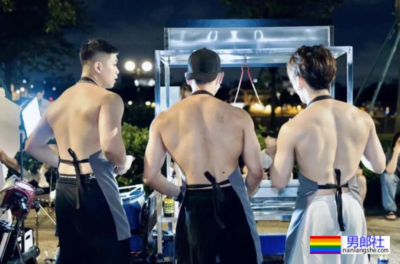 壹零烧烤？广州这三个肌肉男真的很敢..-51虹马