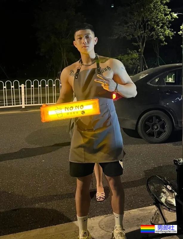 壹零烧烤？广州这三个肌肉男真的很敢.. - 51虹马