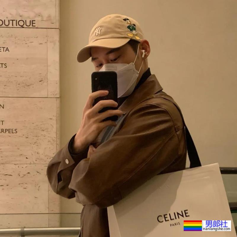 柔道小哥被拖去拍硬照写真,这身材也太可了吧! - 51虹马 柔道小哥被拖去拍硬照写真,这身材也太可了吧! - 51虹马