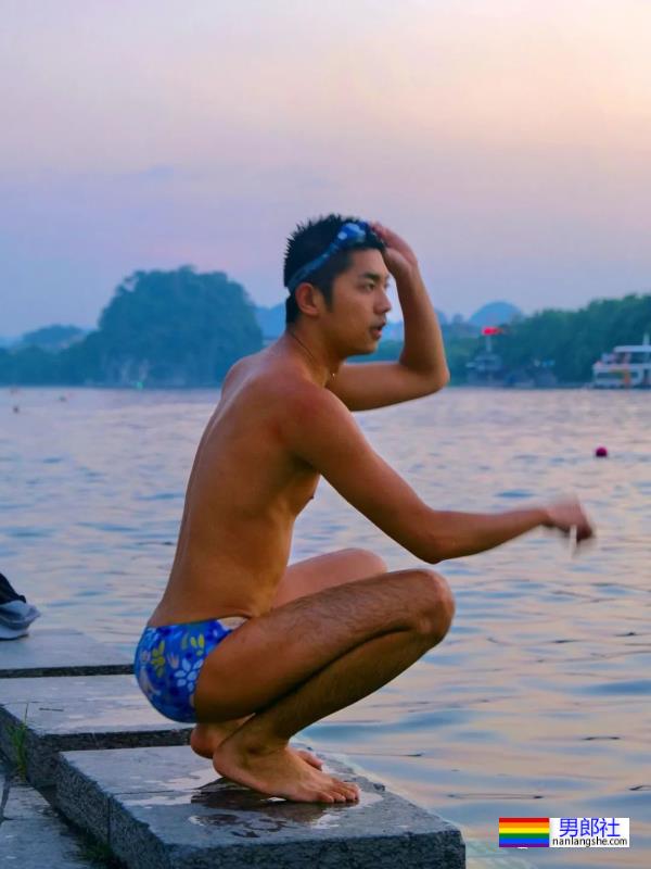 这枚杭州黑皮游泳体育生也去横渡钱塘江了 - 51虹马