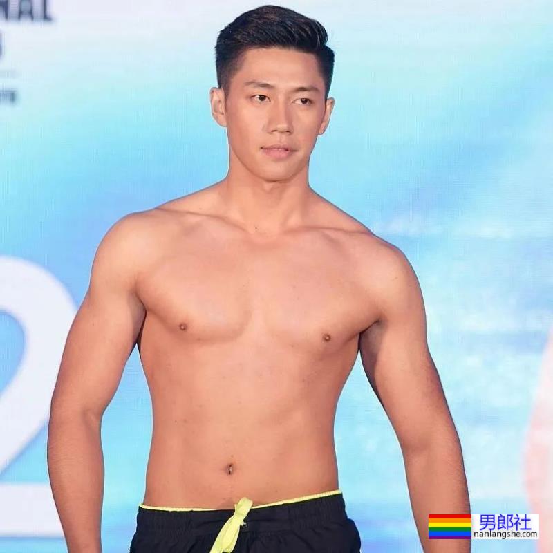 泰国先生又肥又土靠潜规则获胜?如今变这么帅还拍片了! - 51虹马 泰国先生又肥又土靠潜规则获胜?如今变这么帅还拍片了! - 51虹马