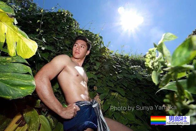 泰国先生又肥又土靠潜规则获胜?如今变这么帅还拍片了! - 51虹马 泰国先生又肥又土靠潜规则获胜?如今变这么帅还拍片了! - 51虹马