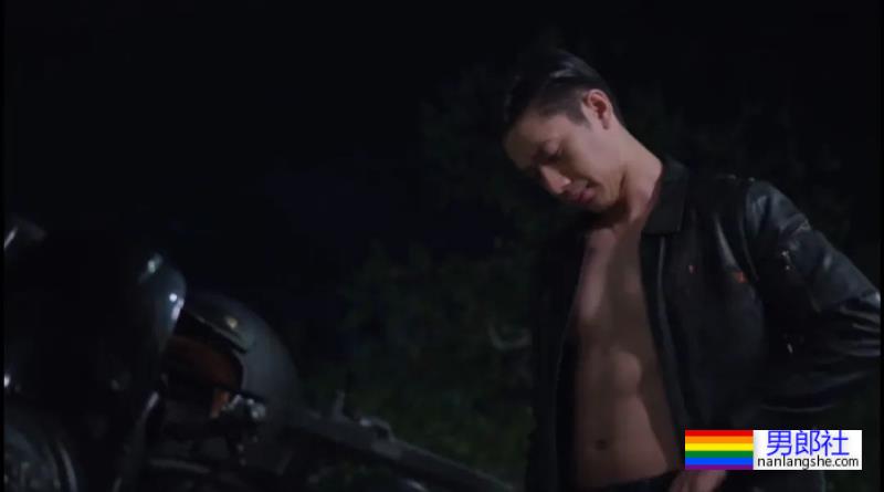 泰国先生又肥又土靠潜规则获胜?如今变这么帅还拍片了! - 51虹马 泰国先生又肥又土靠潜规则获胜?如今变这么帅还拍片了! - 51虹马