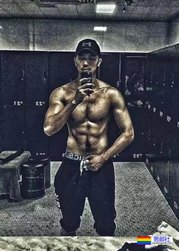 张天爱锤肌肉小生酒后出轨?!这荷尔蒙真得过剩了…… - 51虹马 张天爱锤肌肉小生酒后出轨?!这荷尔蒙真得过剩了…… - 51虹马